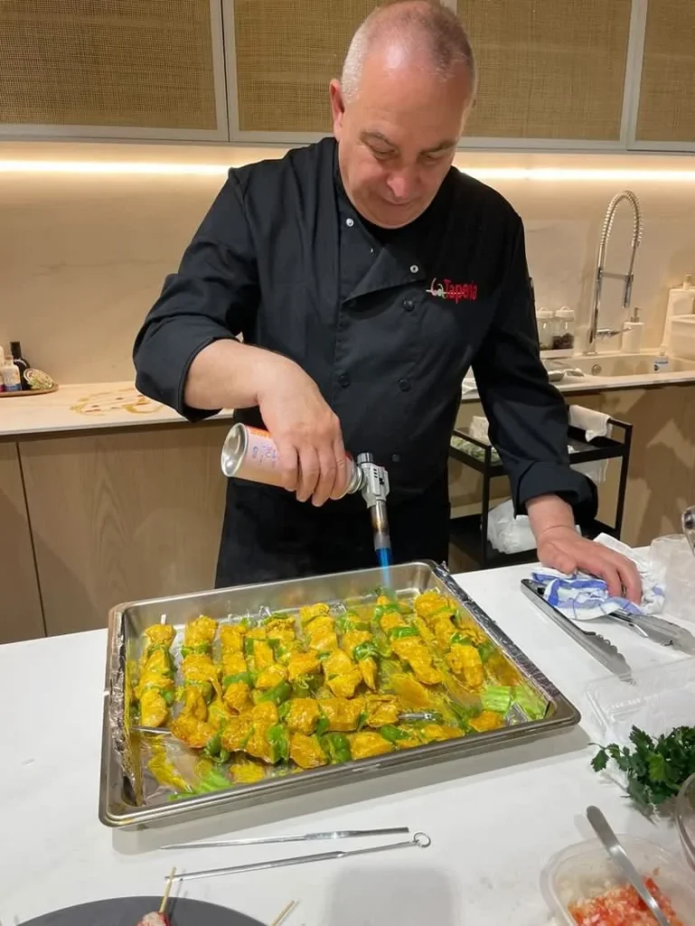 ラ・タペリアのデリバリーメニュー、美味しいパエリア